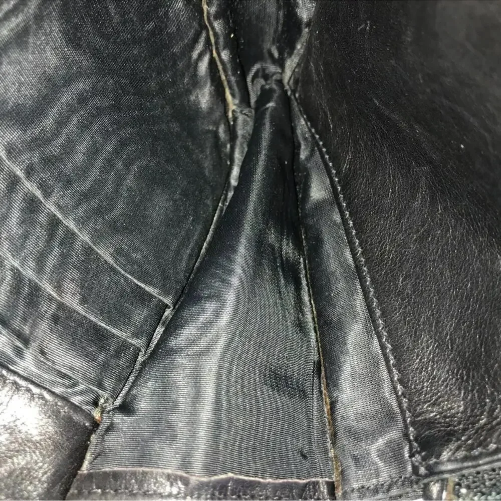 CHANEL CC CAVIAR LEATHER FLAP BAG - Picture 10 of 10